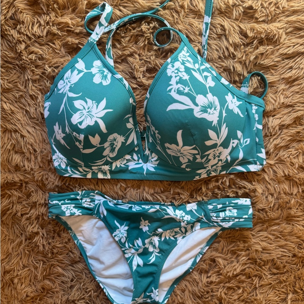 FIVE BIKINIS-38D